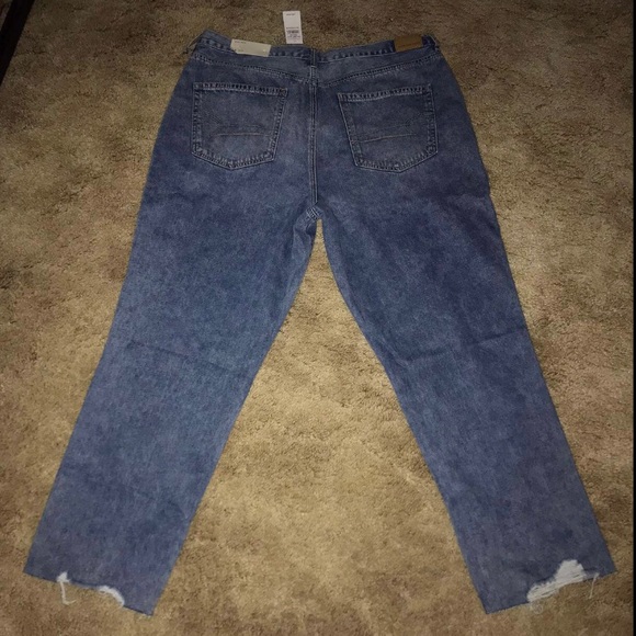 American Eagle Jean - Picture 3 of 5